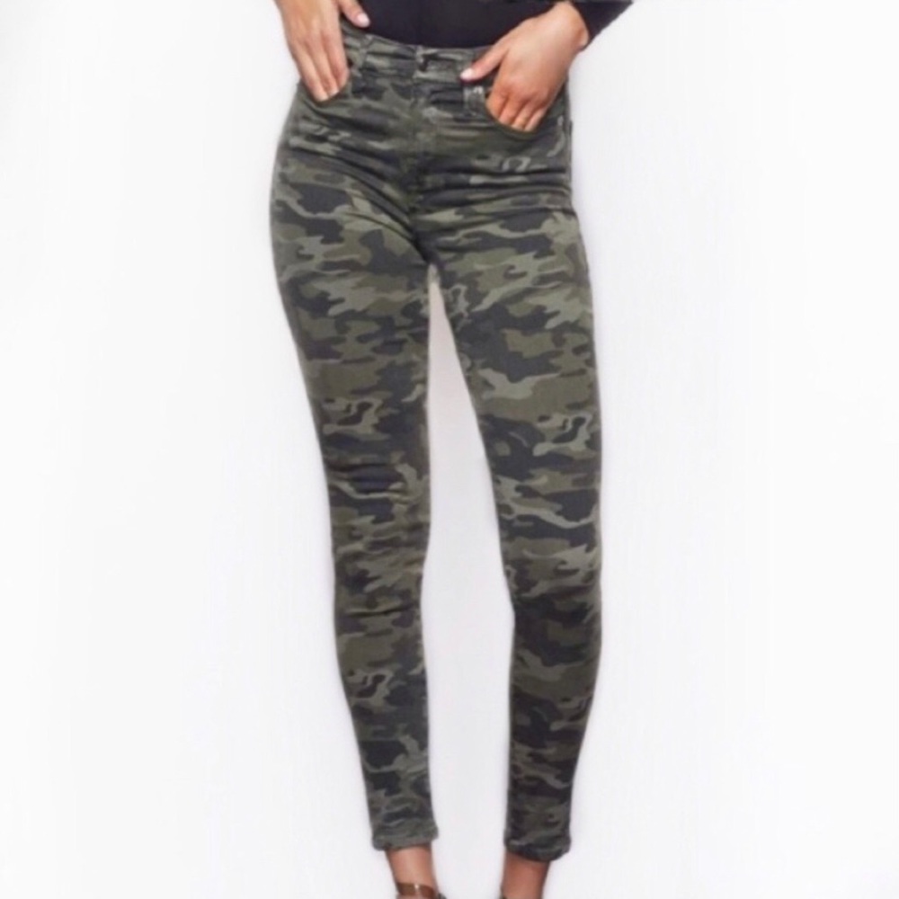 Good American Good Waist Camo Skinny Jeans